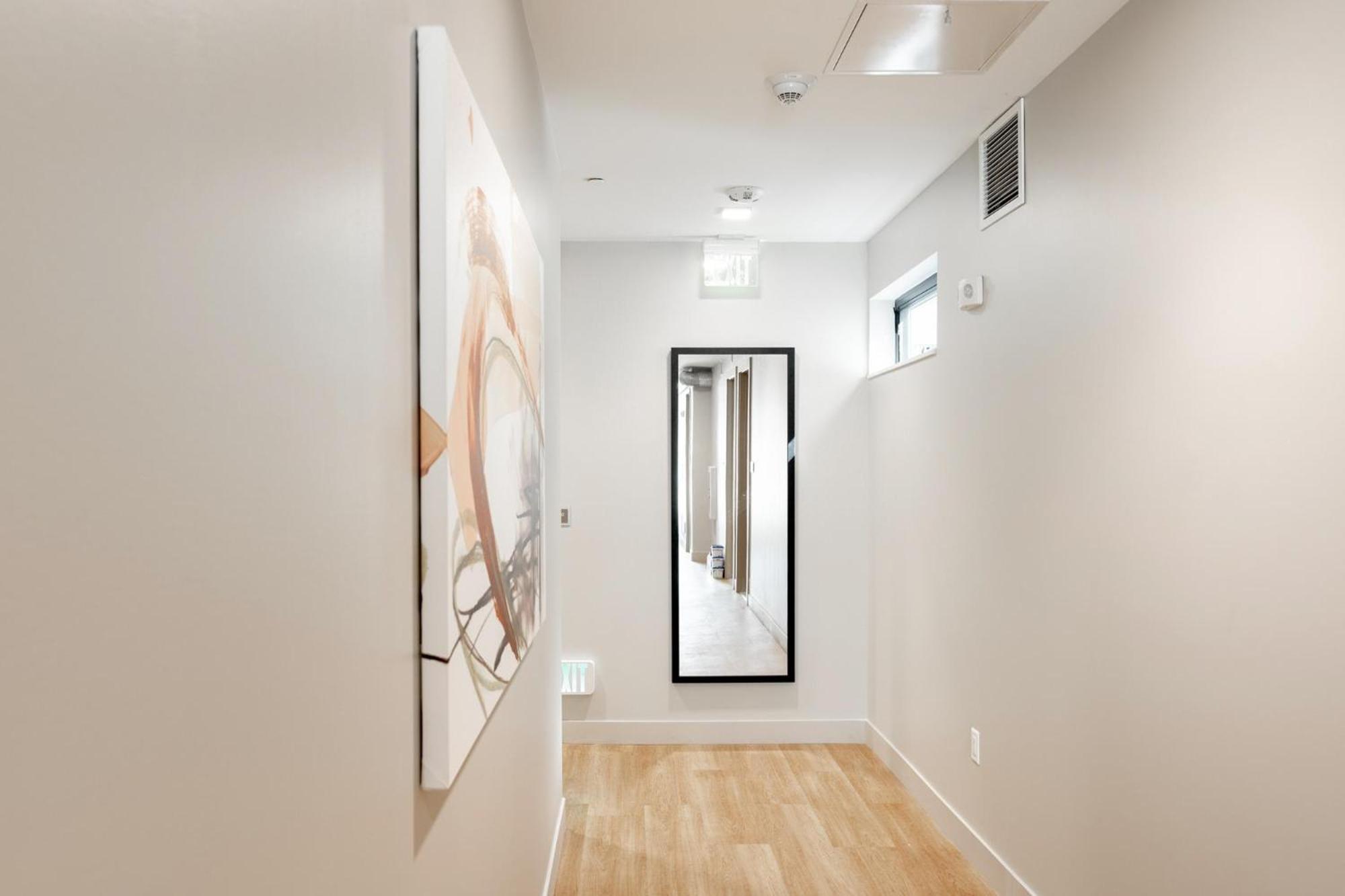 Brand New Condo - Walk To Empower Stadium - Tesoro دنفر المظهر الخارجي الصورة
